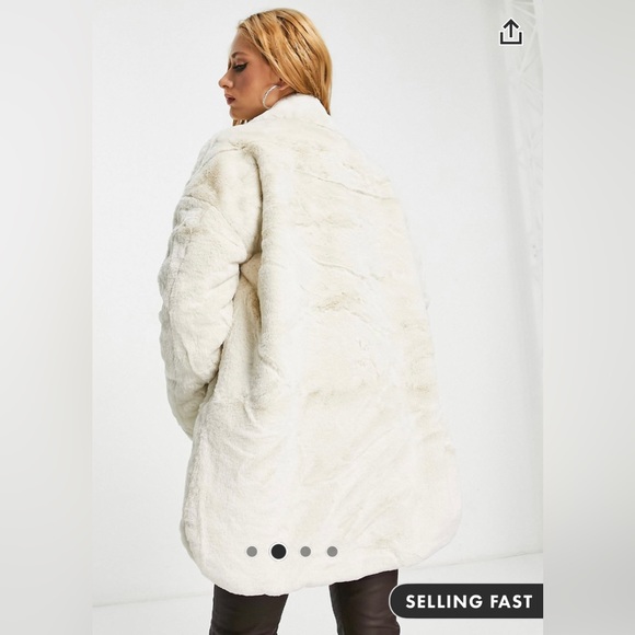 Faux fur coat in cream - Picture 3 of 3